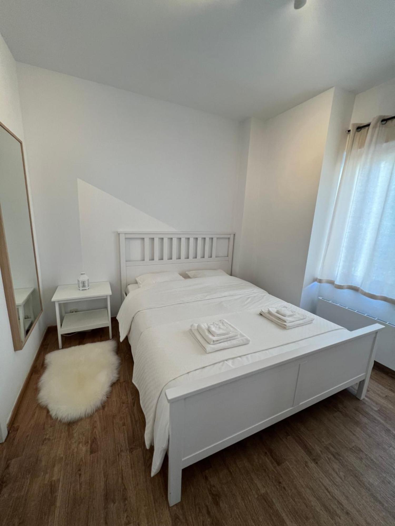 Appartement Lumineux Dans Un Quartier Anime Bruselas Exterior foto